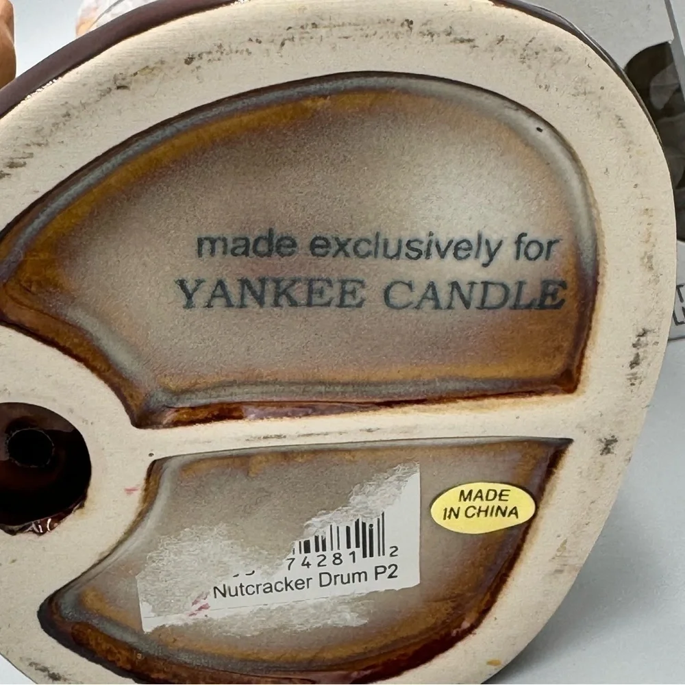 Yankee Candle Drummer/Nutcracker Tea Light Holder & Box of New Tea Lights